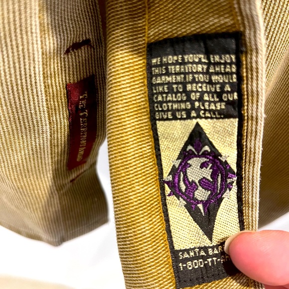 Territory ahead ribbed long sleeve button shirt w/ happy face. Tan/brown. Sz: XL - Picture 6 of 8